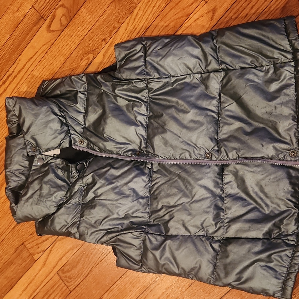 Old Navy Shiny Silver Puffer Vest - Picture 4 of 4